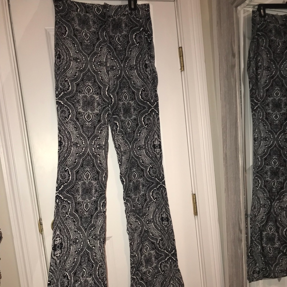 Zara palazzo pants black white paisley sz small